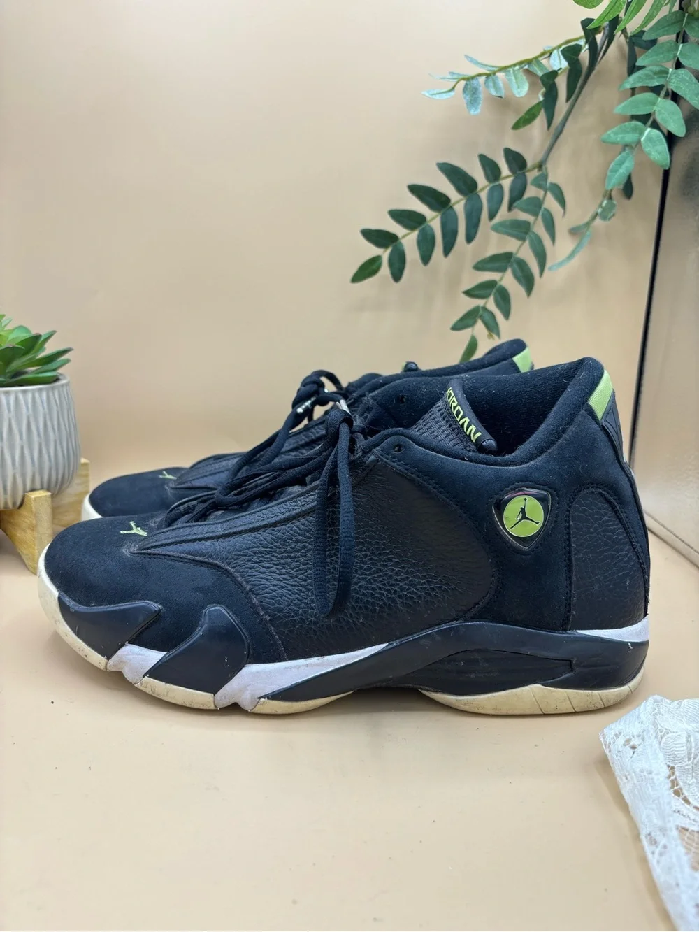 Air Jordan 14 Retro Indiglo 2016 Men’s Size 10